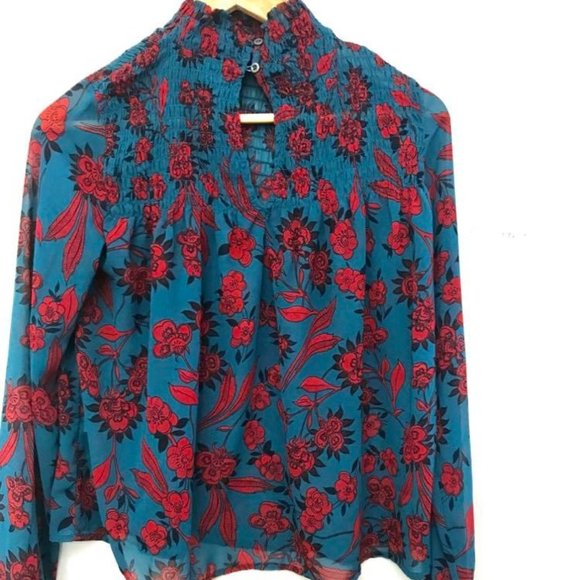 3/ $20 Abercrombie & Fitch Floral Blouse XS - Picture 2 of 5